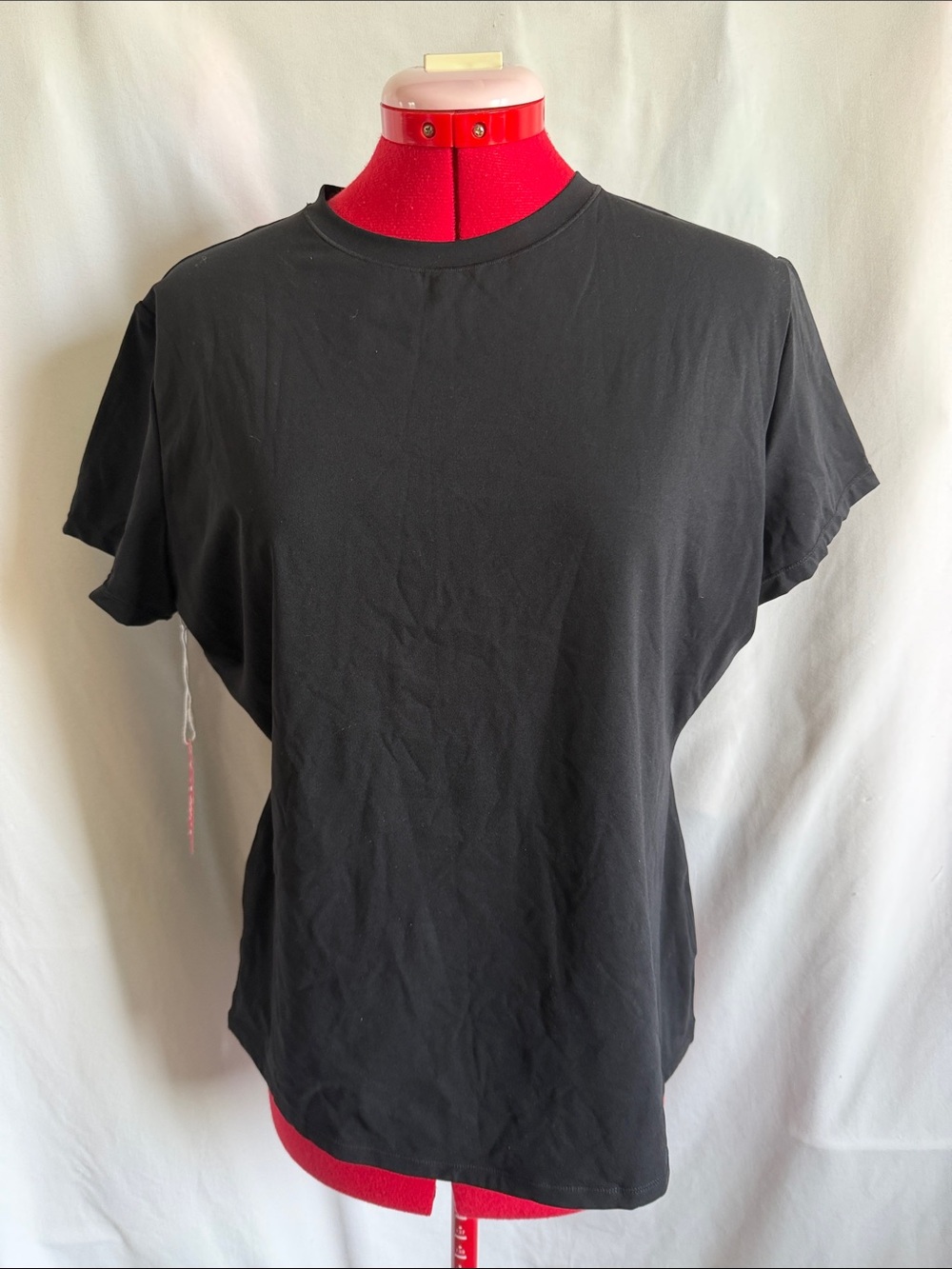 Women's Black Short Sleeve Crewneck Tee